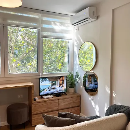 아파트 Cozy Near Center